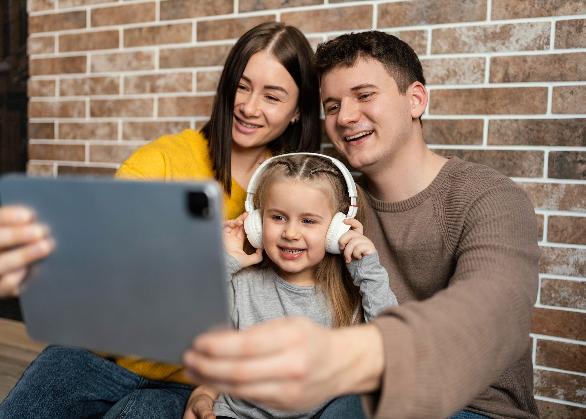 Reliable 5G Mobile and Internet Connectivity for Every Home in the UAE